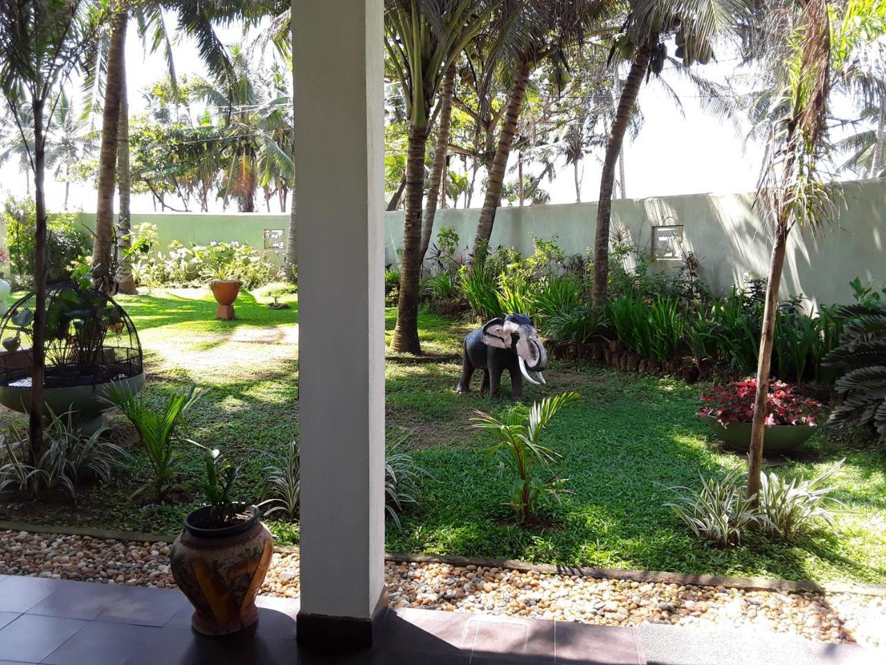 Karl Holiday Bungalow Kalutara Extérieur photo